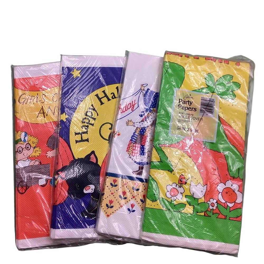 Vintage 80s soft crêpe table cover Gibson/American greetings bundle of four